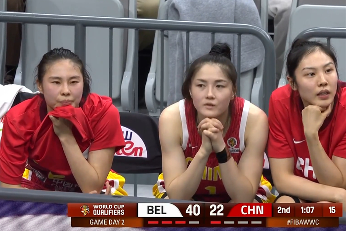 开云真人官网-中国女篮：张子宇20+11爆发，韩旭李月汝半场15中1，首场失利|投篮|杨舒予|王佳琪|比利时|比利时女篮_新浪体育_新浪新闻