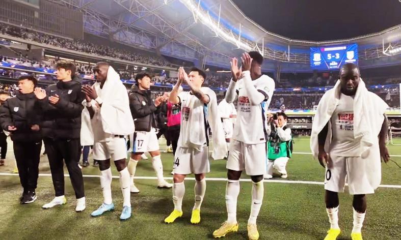 开云真人官网-客场虫回到主场！海港这火力，大连求轻虐！辽宁德比谁输谁将下课